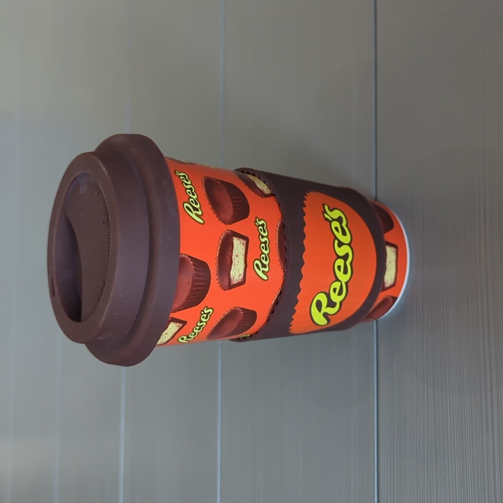 NWOT Hershey/Reese's Brand Logo Ceramic Orange/Brown Travel Cup 16oz